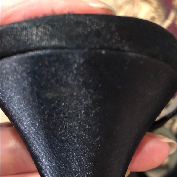 Kelli & Katie Navy Blue Fabric Upper Heels Size 7 - Picture 8 of 16